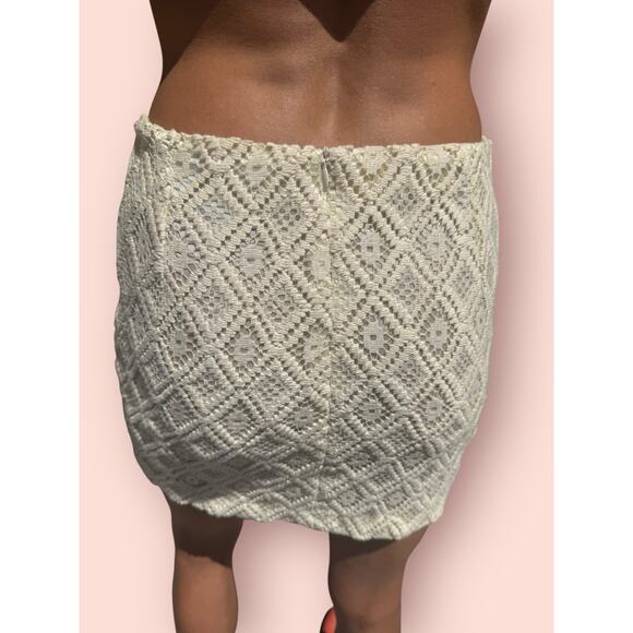 Y2K Fendi XS Crochet Mini Skirt - Picture 2 of 9